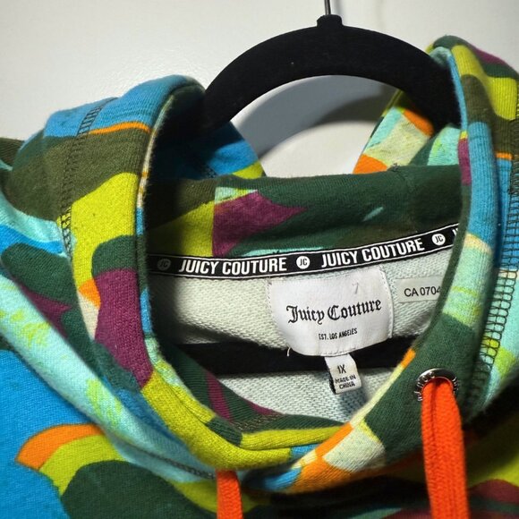 Juicy Couture Plus 1X Cropped Hoodie Abstract Camo Print | Like New - Picture 5 of 12